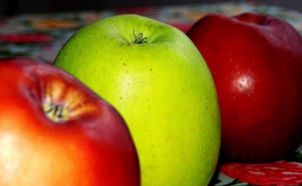 Elma Kaç Kalori ve Faydaları Nelerdir