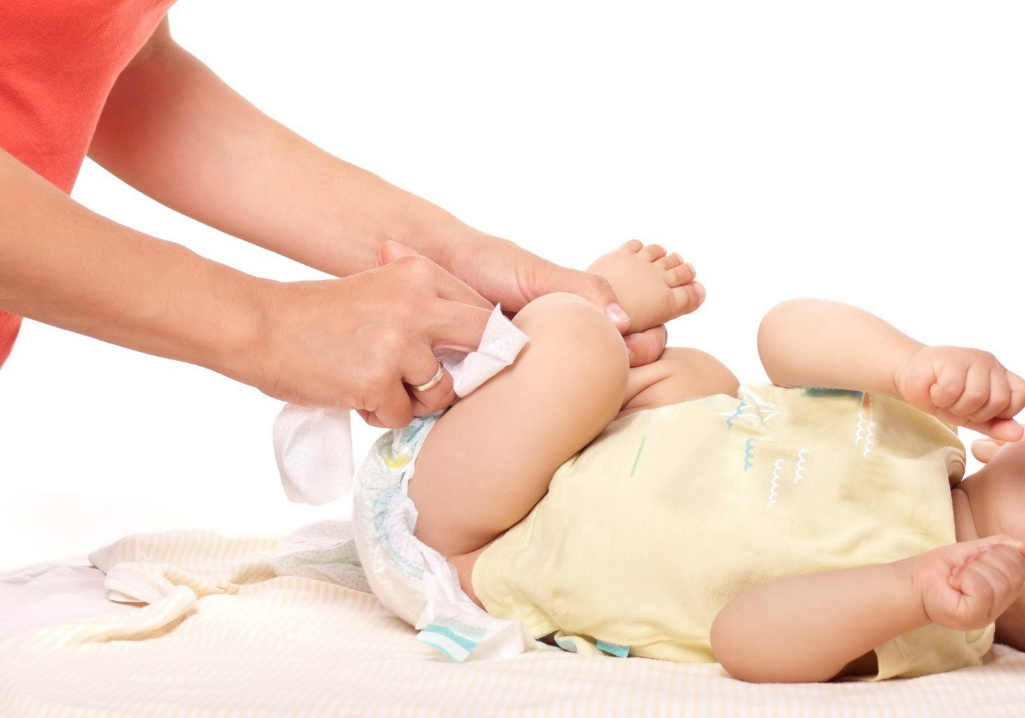 Bebeklerde Bez Bağlama Tekniği Nasıl Olur