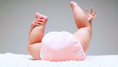 Bebeklerde Bez Bağlama Tekniği Nasıl Olur1